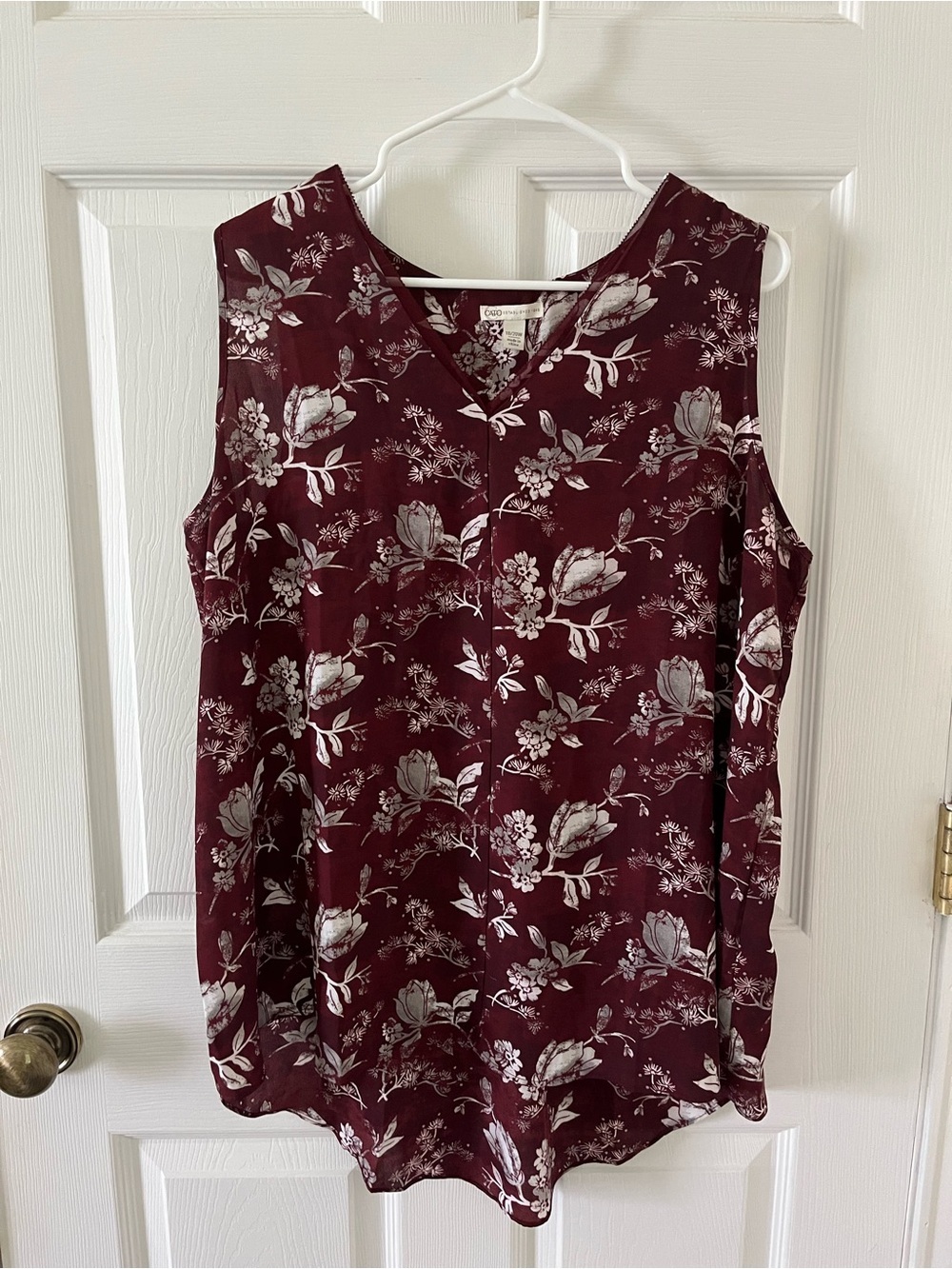 Cato Burgundy Floral V-Neck Sleeveless Camisole